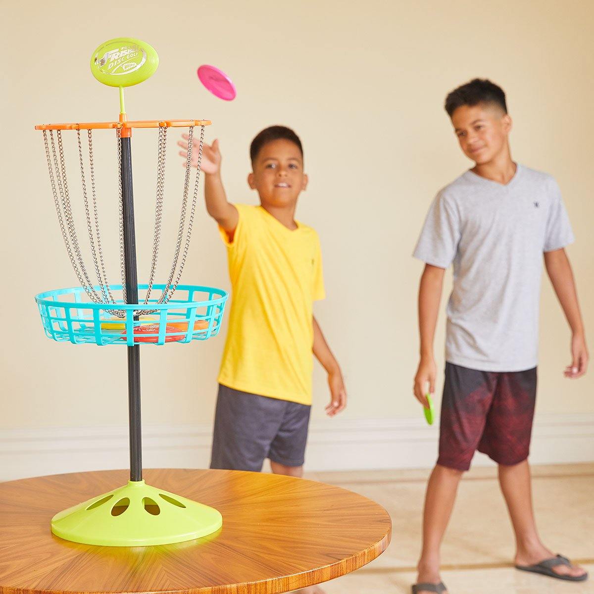51091Minifrisbeegolflifestyle1 - Wham-O