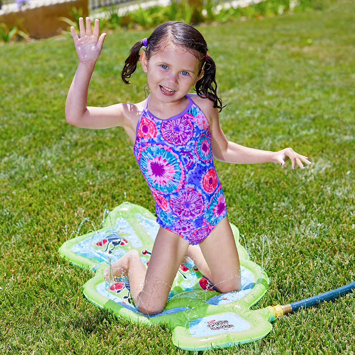 61354-Ladybug-splash-mat-lifestyle-shot-4 - Wham-O