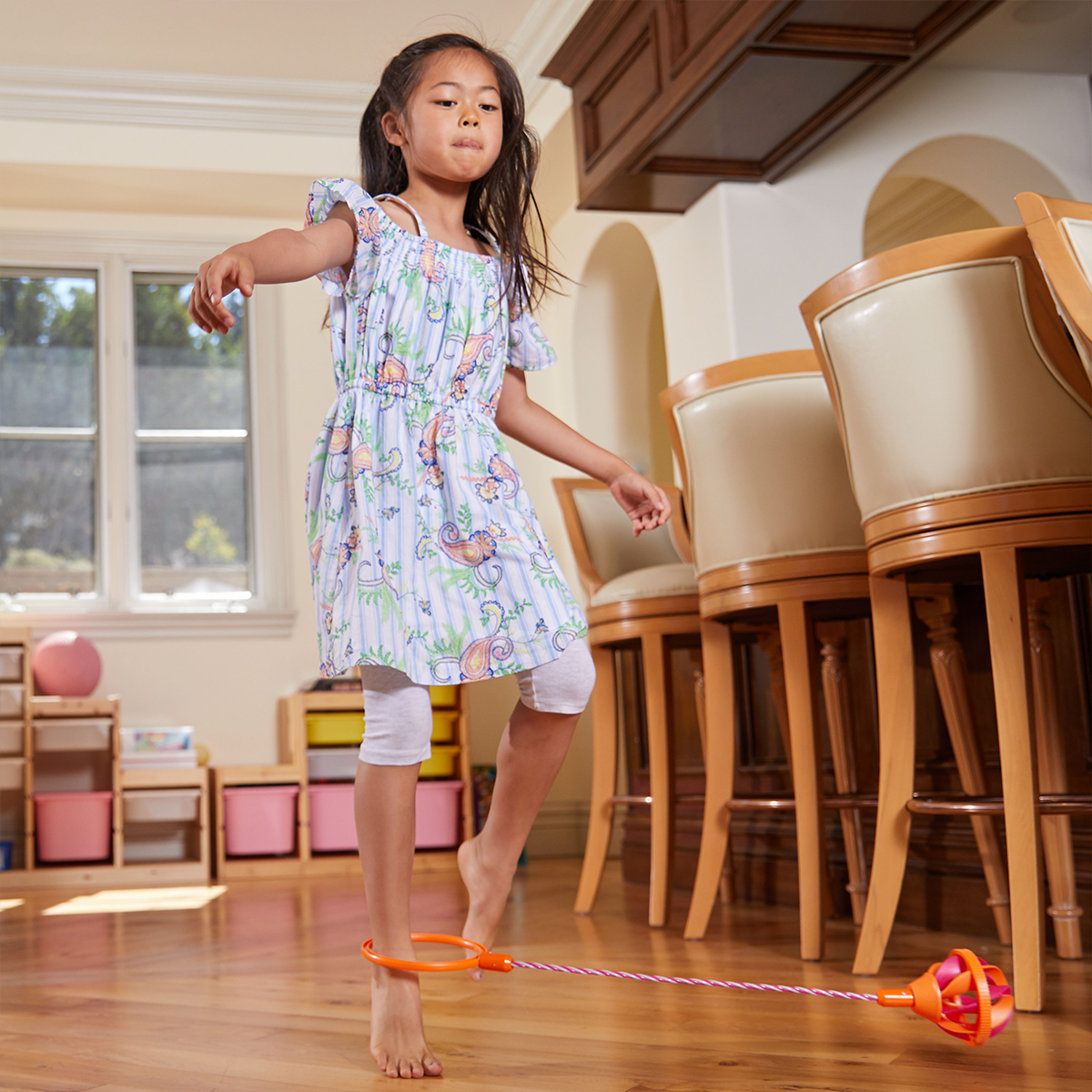 81219-hula-hoop-flexi-skiper-lifestyle-2_5ef4afe1-1c87-417f-9fed-874da3fb8d01 - Wham-O